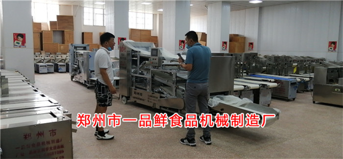 西安客戶考察多功能成型機(jī) 西安客戶考察多功能成型機(jī)